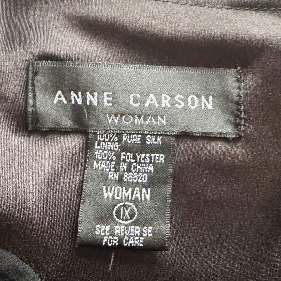 Anne Carson Black 100% Silk Embroidered Rose top XL Whimsigoth Y2K Dark Romance - Picture 3 of 10